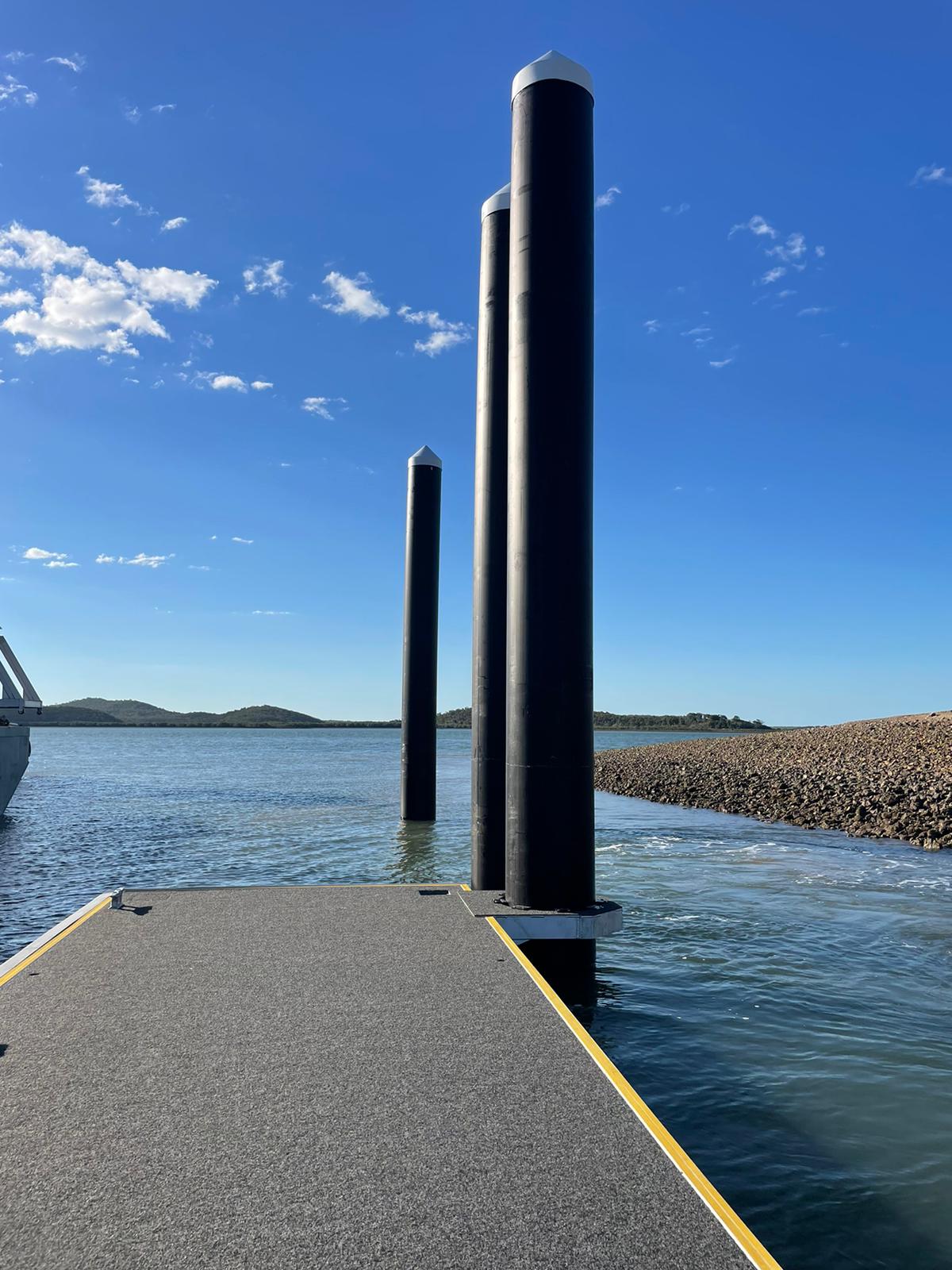 Witt Island Pontoon Install 