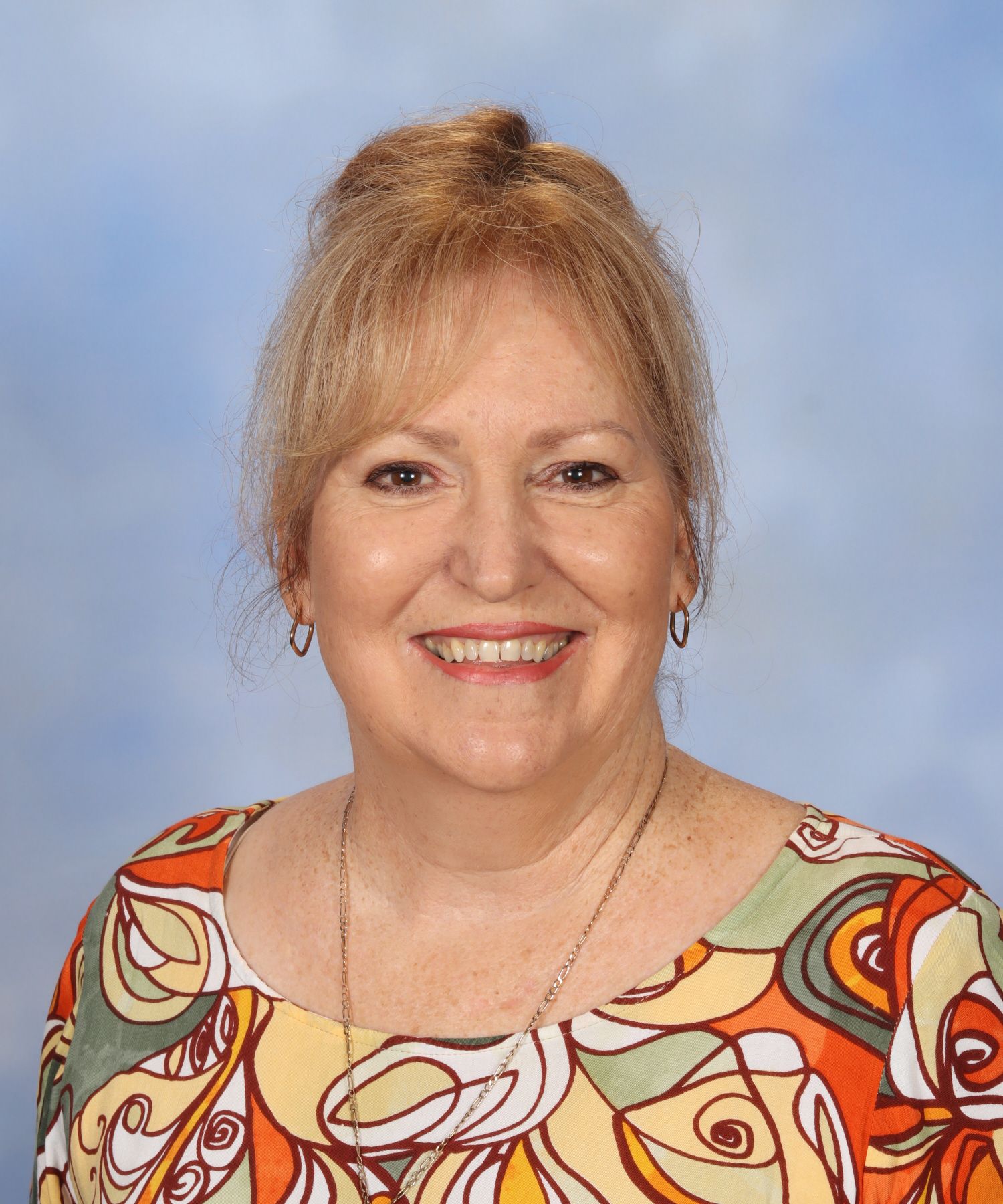 Mrs Sandy McLellan