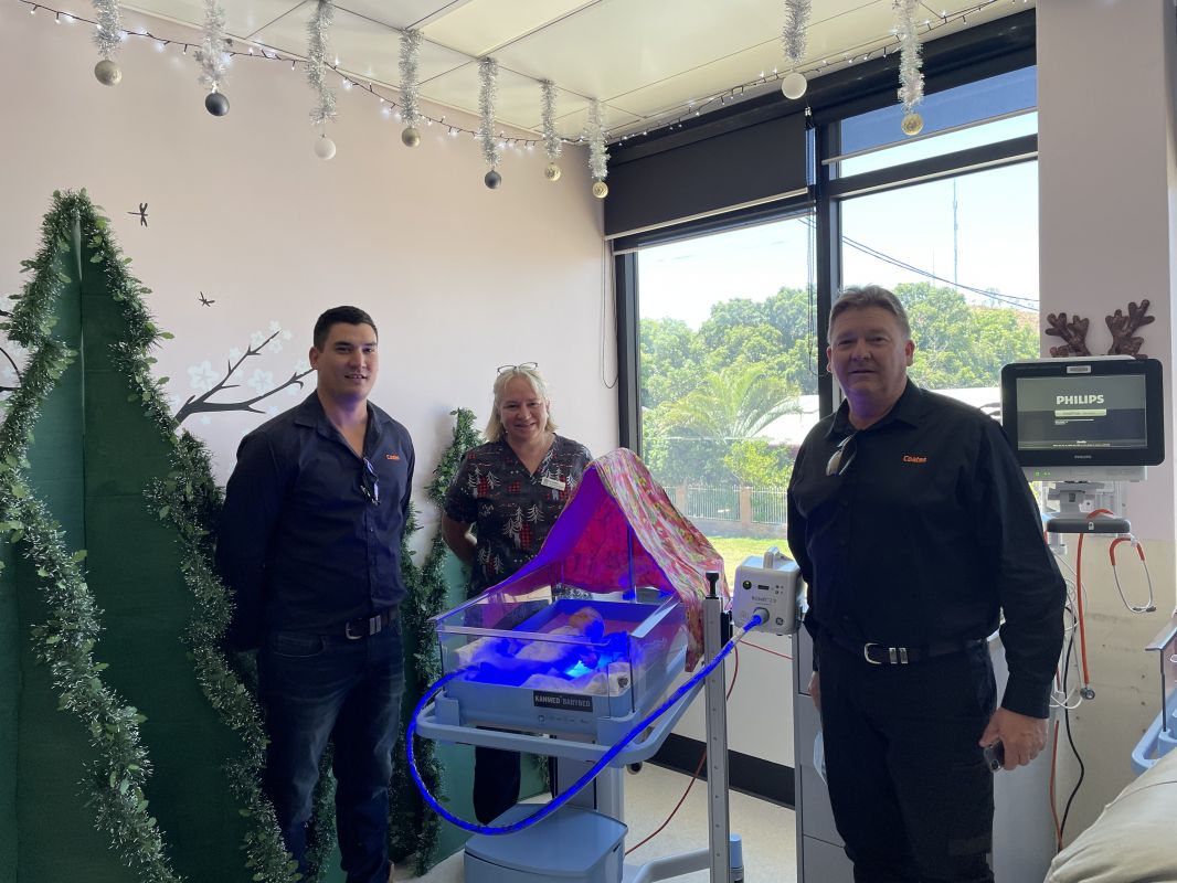 The Humpty Dumpty Foundation and Coates Foundation donates Bilisoft LED Phototherapy System to help newborn babies