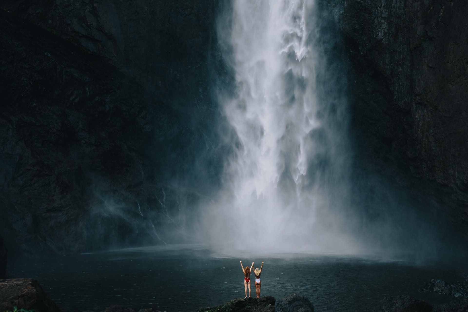 Stay a little longer...